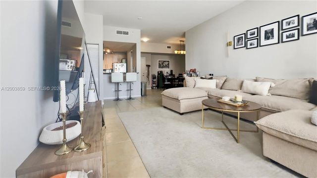 511 SE 5th Ave 611, Fort Lauderdale, FL 33301