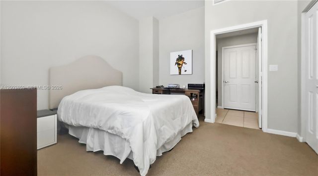 511 SE 5th Ave 611, Fort Lauderdale, FL 33301