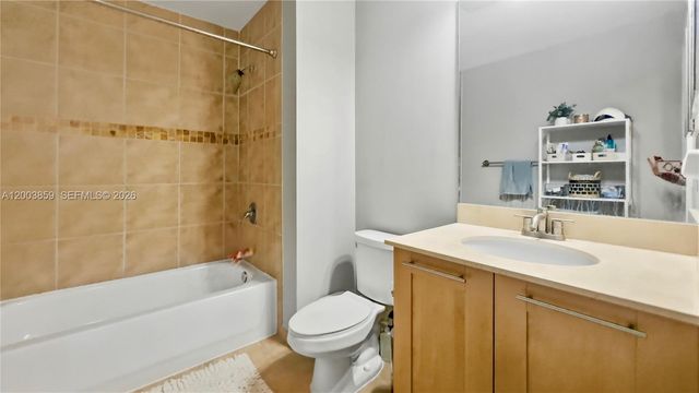 511 SE 5th Ave 611, Fort Lauderdale, FL 33301