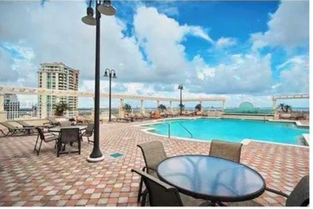 511 SE 5th Ave 611, Fort Lauderdale, FL 33301