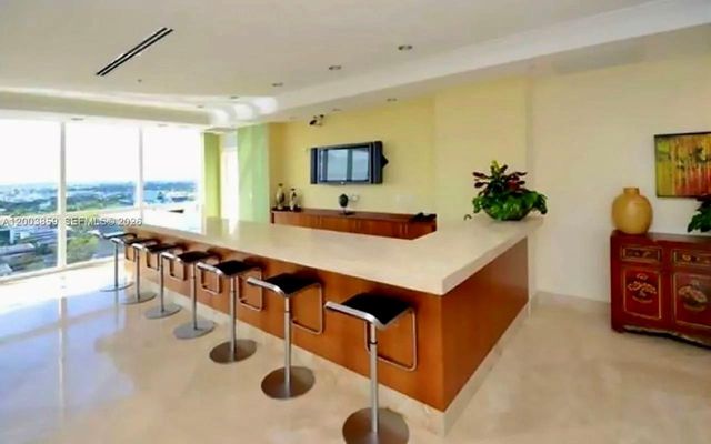 511 SE 5th Ave 611, Fort Lauderdale, FL 33301