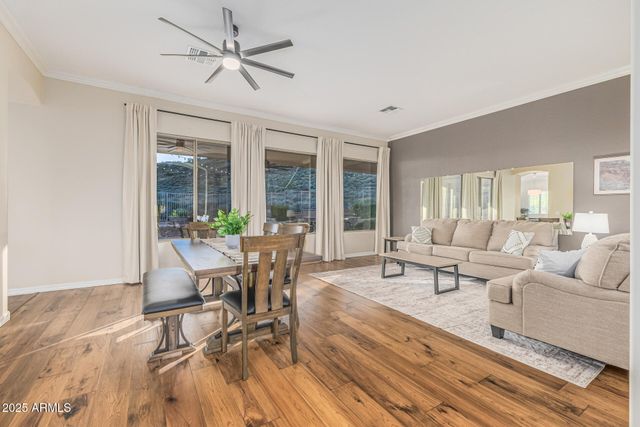 5909 W FETLOCK Trail, Phoenix, AZ 85083