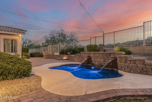 5909 W FETLOCK Trail, Phoenix, AZ 85083