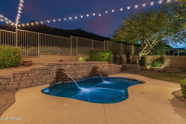 5909 W FETLOCK Trail, Phoenix, AZ 85083