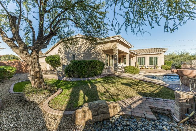 5909 W FETLOCK Trail, Phoenix, AZ 85083