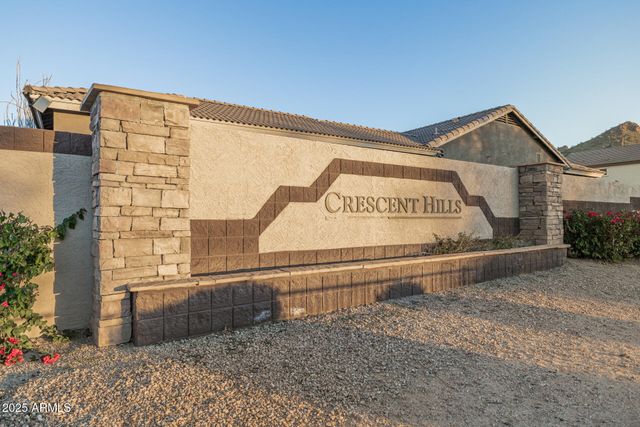 5909 W FETLOCK Trail, Phoenix, AZ 85083