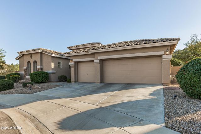 5909 W FETLOCK Trail, Phoenix, AZ 85083