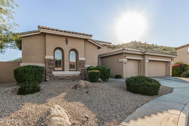 5909 W FETLOCK Trail, Phoenix, AZ 85083