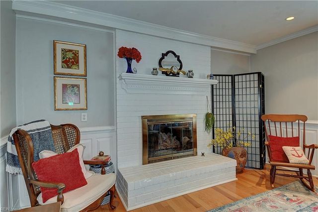 1320 Forest Point DR, Chesapeake, VA 23320