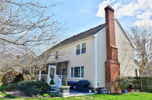 1320 Forest Point DR, Chesapeake, VA 23320