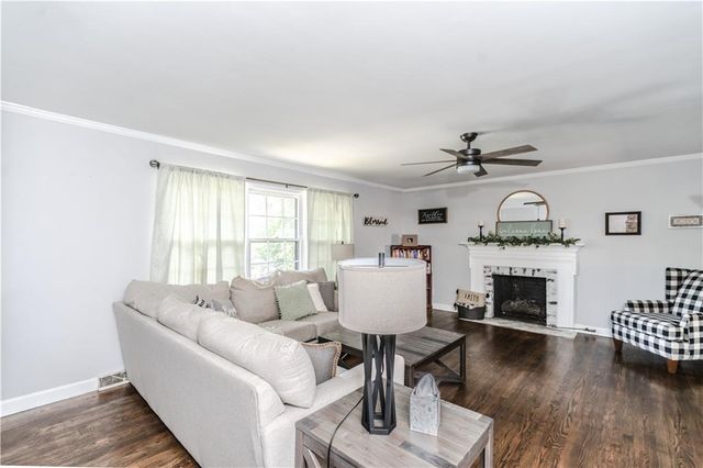 302 E Valley Road NE, Rome, GA 30161