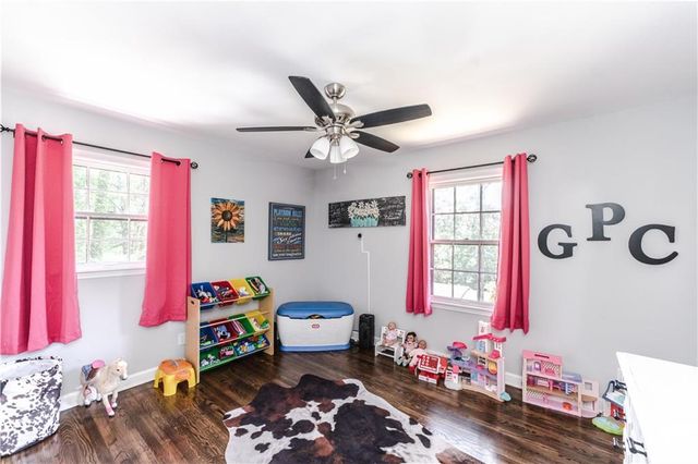 302 E Valley Road NE, Rome, GA 30161