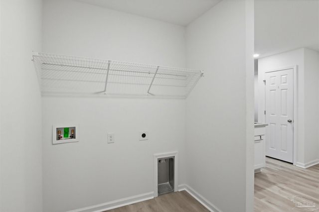 7876 Maxton Rd, Pensacola, FL 32514