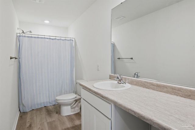 7876 Maxton Rd, Pensacola, FL 32514