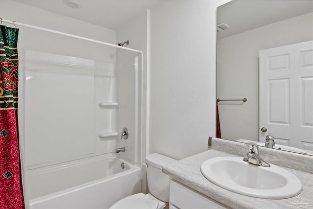 7876 Maxton Rd, Pensacola, FL 32514