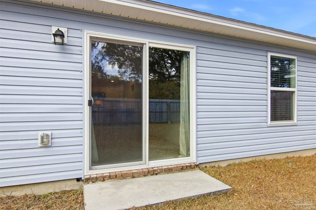 7876 Maxton Rd, Pensacola, FL 32514