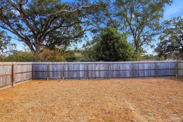 7876 Maxton Rd, Pensacola, FL 32514