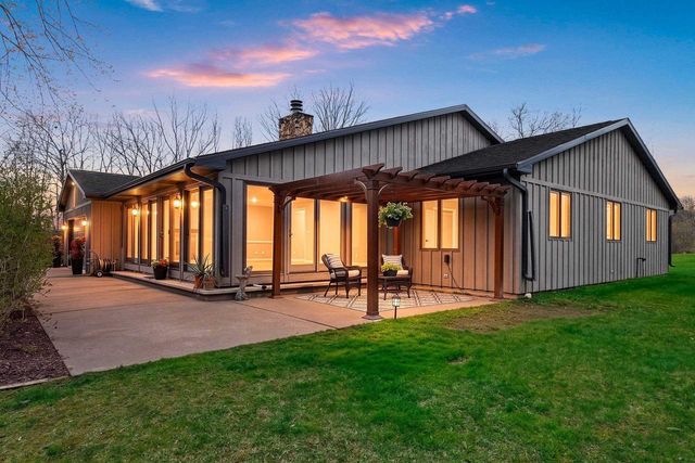 W7236 WEGE ROAD, Hortonville, WI 54944