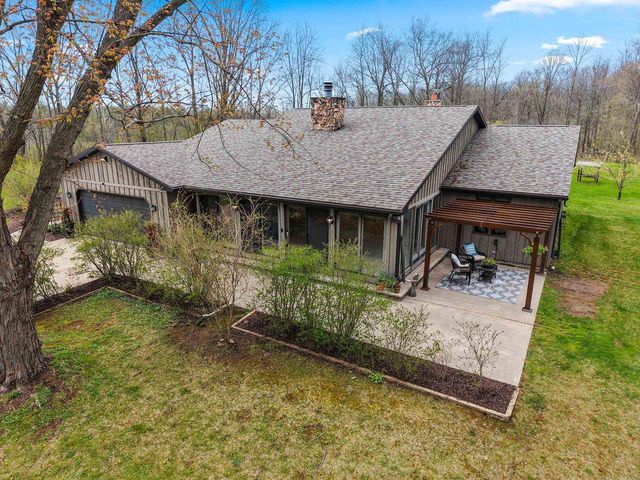 W7236 WEGE ROAD, Hortonville, WI 54944