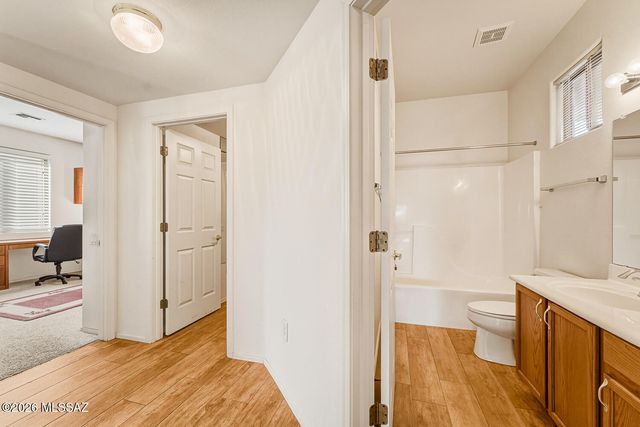 1917 W Vista Ridge Drive, Green Valley, AZ 85622