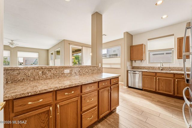 1917 W Vista Ridge Drive, Green Valley, AZ 85622