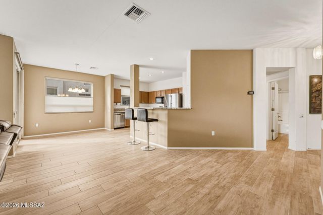 1917 W Vista Ridge Drive, Green Valley, AZ 85622