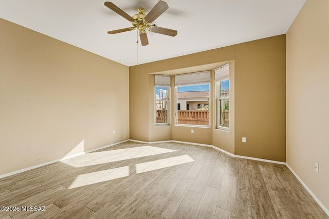 1917 W Vista Ridge Drive, Green Valley, AZ 85622