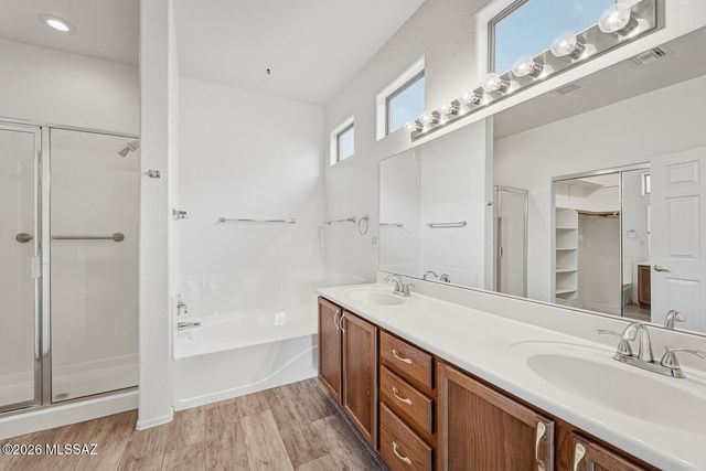 1917 W Vista Ridge Drive, Green Valley, AZ 85622