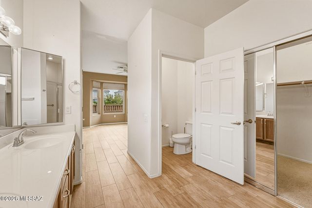 1917 W Vista Ridge Drive, Green Valley, AZ 85622