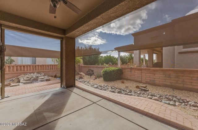 1917 W Vista Ridge Drive, Green Valley, AZ 85622