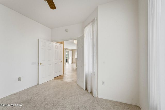 1917 W Vista Ridge Drive, Green Valley, AZ 85622