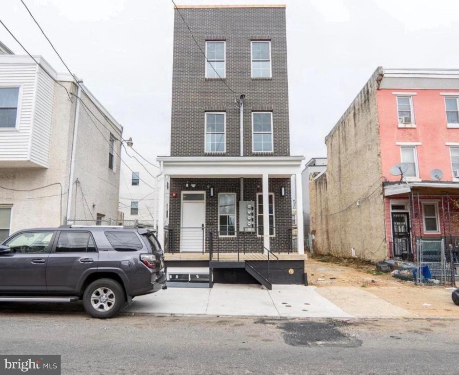 3861 FAIRMOUNT AVE, PHILADELPHIA, PA 19104 — exterior