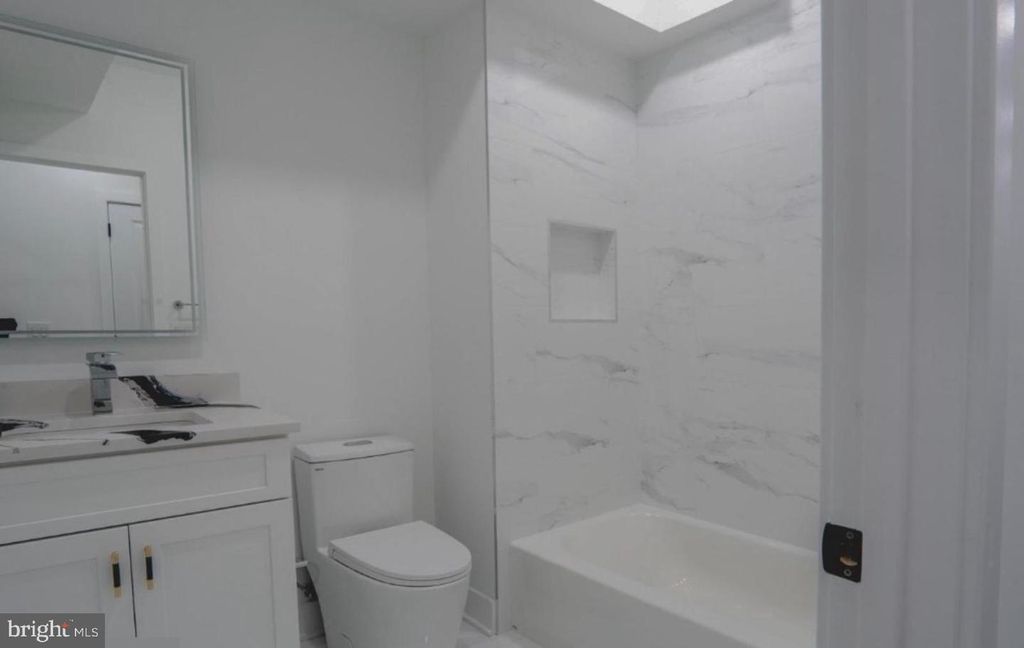 3861 FAIRMOUNT AVE, PHILADELPHIA, PA 19104 — photo 2