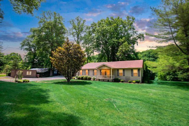 191 Bunton Road, Versailles, KY 40383