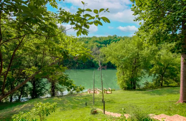 191 Bunton Road, Versailles, KY 40383