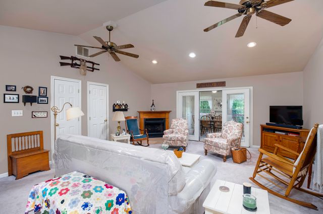 191 Bunton Road, Versailles, KY 40383