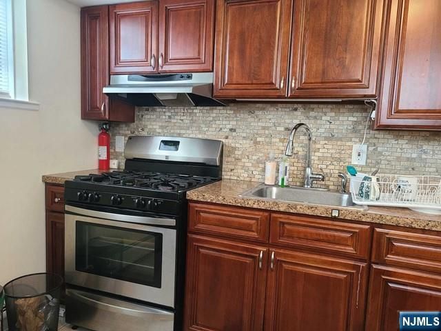 309 Hillside 9, Palisades Park, NJ 07650