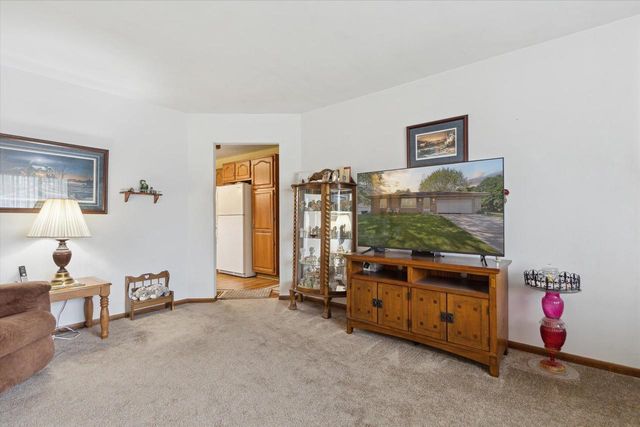 551 N Crosby Avenue, Janesville, WI 53548