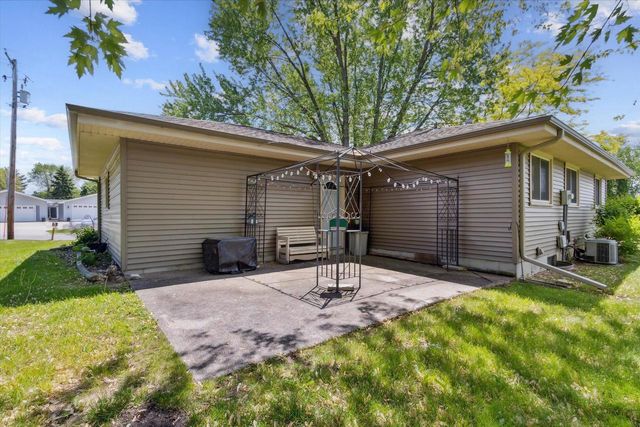 551 N Crosby Avenue, Janesville, WI 53548