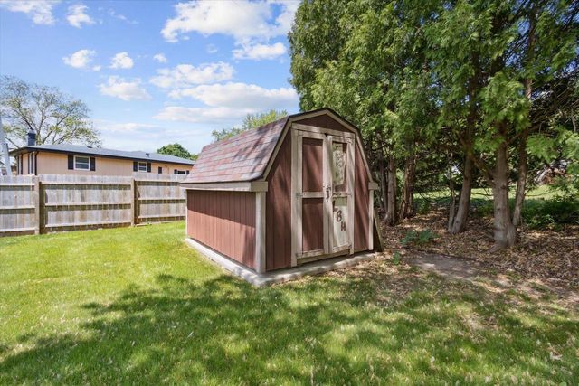 551 N Crosby Avenue, Janesville, WI 53548