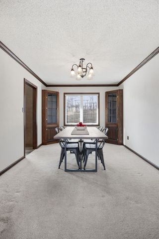 3015 Circle Hill Court NE, Cedar Rapids, IA 52402