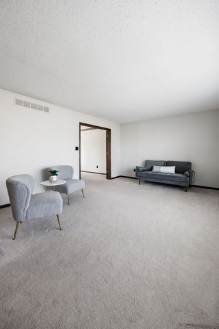 3015 Circle Hill Court NE, Cedar Rapids, IA 52402