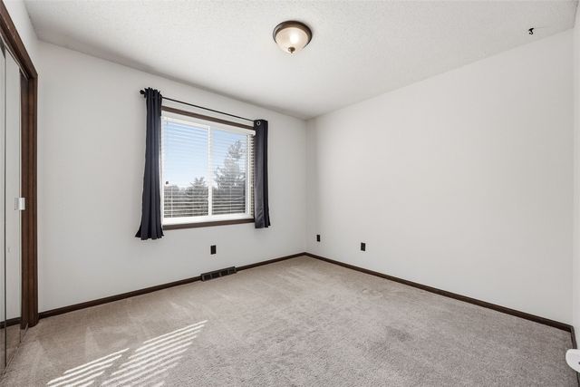 3015 Circle Hill Court NE, Cedar Rapids, IA 52402