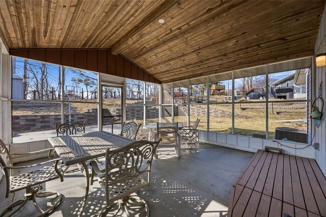 3015 Circle Hill Court NE, Cedar Rapids, IA 52402