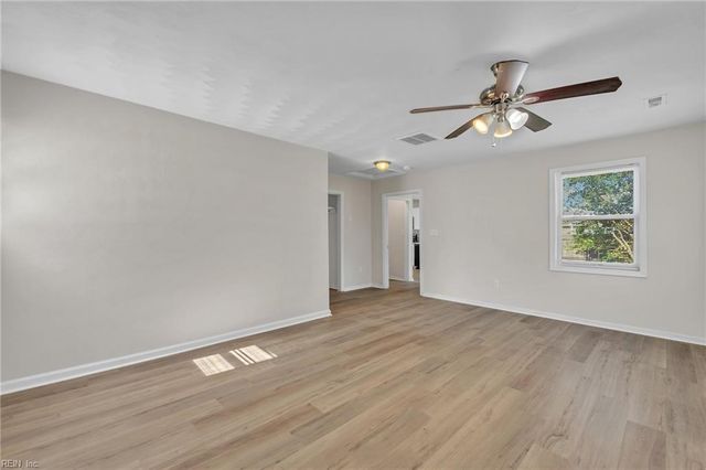 3857 Krick ST, Norfolk, VA 23513