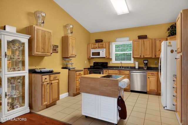 67 Woodlands Court-Lot 60 Court, Crossville, TN 38571