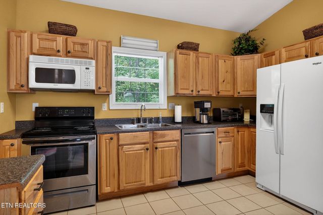 67 Woodlands Court-Lot 60 Court, Crossville, TN 38571