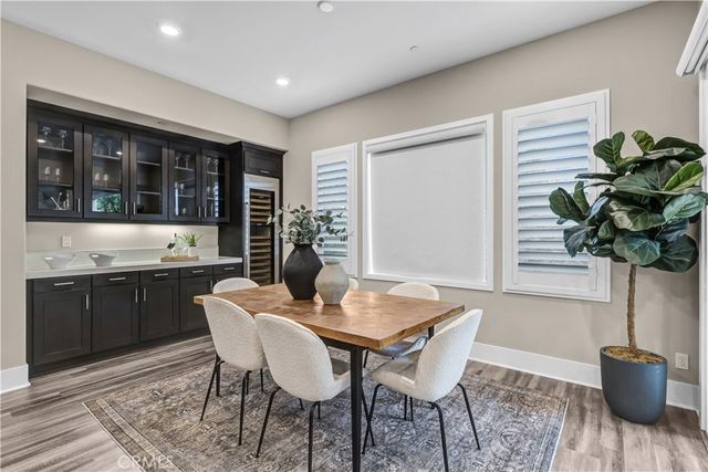 74 Iluna, Irvine, CA 92618