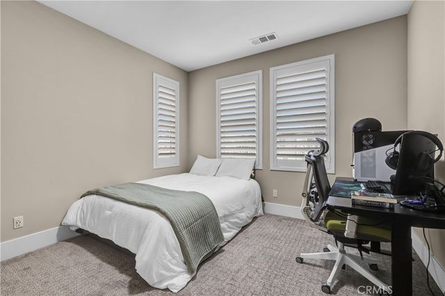 74 Iluna, Irvine, CA 92618