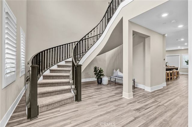 74 Iluna, Irvine, CA 92618